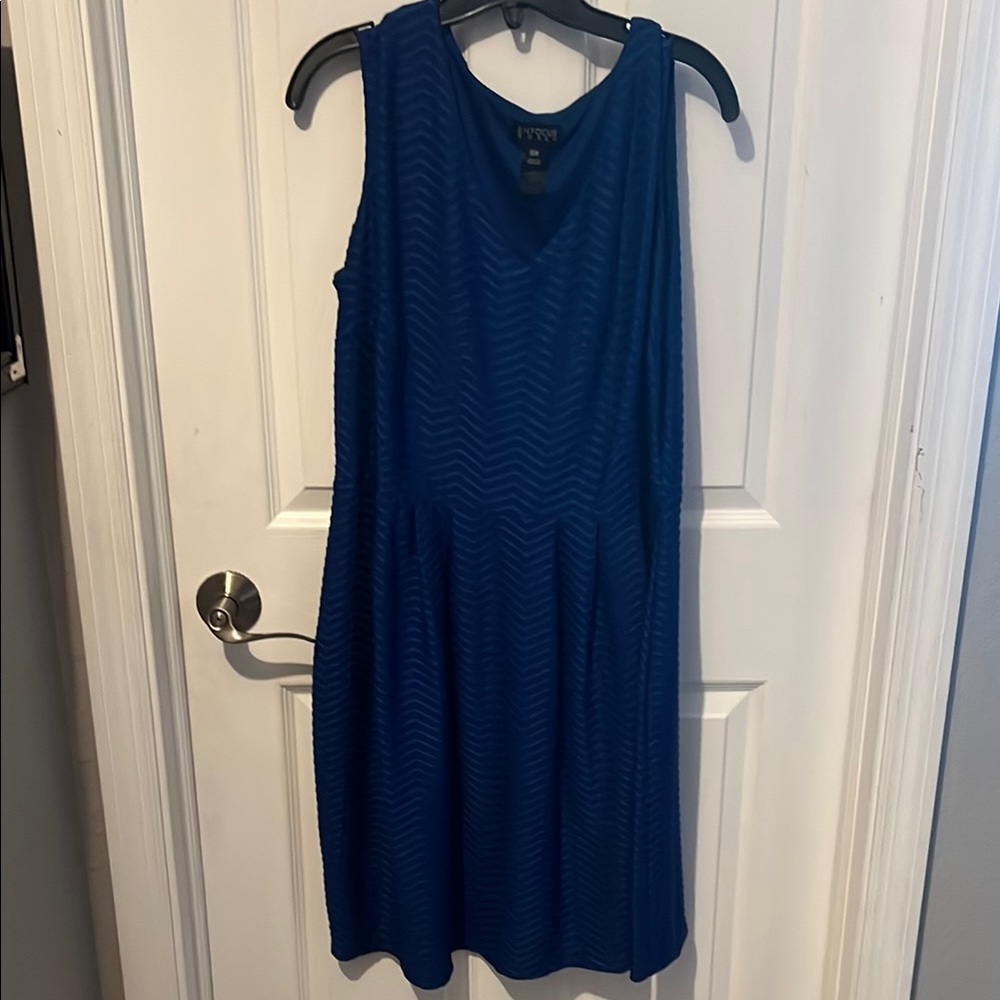 Blue V-Neck Sleeveless Midi Sundress